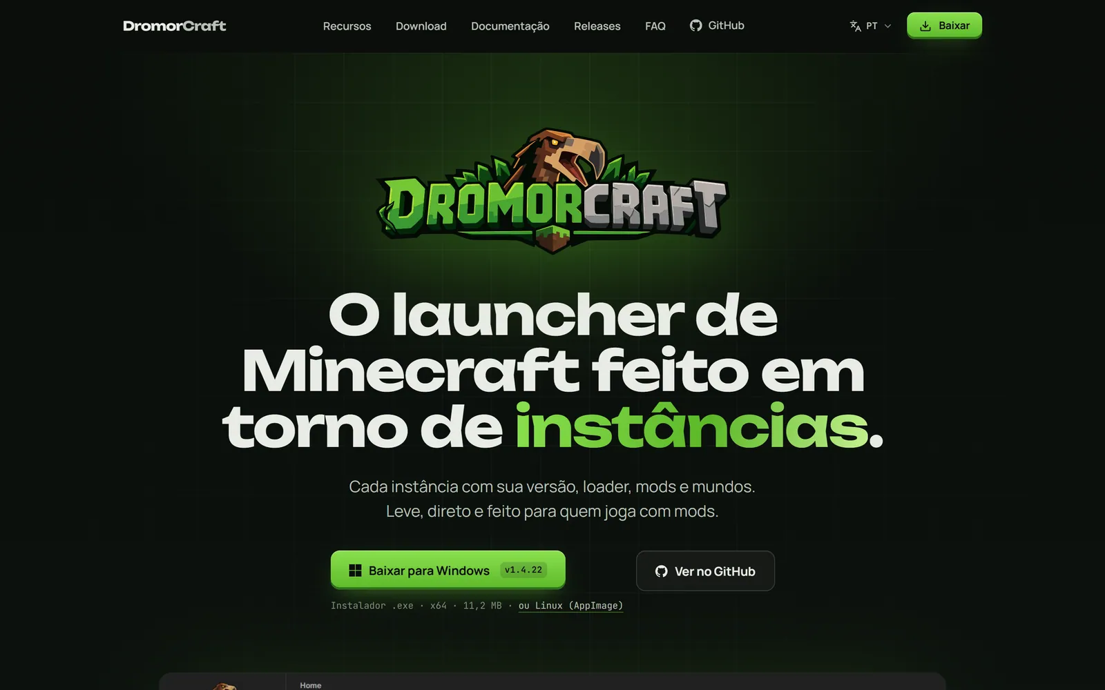 Captura de tela do site DromorCraft: Página inicial do DromorCraft apresentando o launcher de Minecraft baseado em instâncias